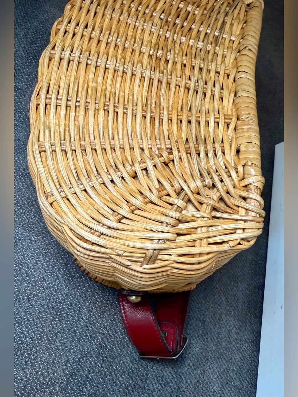 Vintage Etienne Aigner handwoven wicker fishing creel handbag - Picture 9 of 15